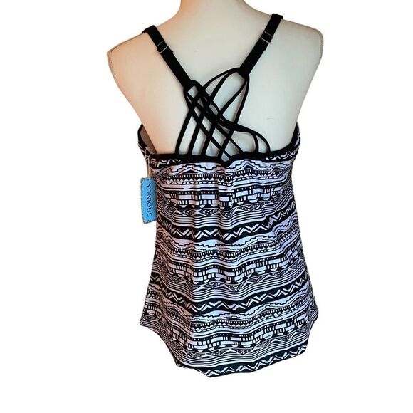Yonique Swim Suit Tankini Bathing Suit Top Size XXL NWT - Picture 3 of 4